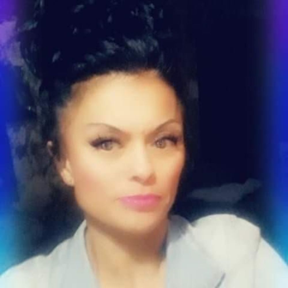 Meet your Posher, Alice